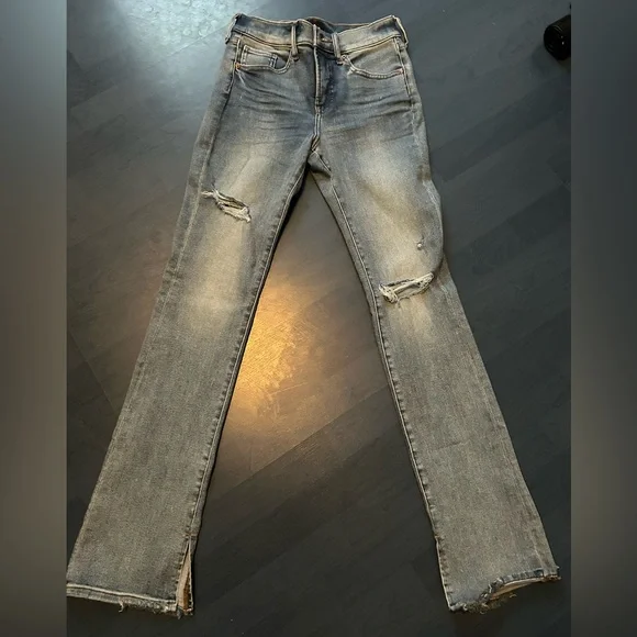 Express Mid Rise Jeans - Picture 2 of 12